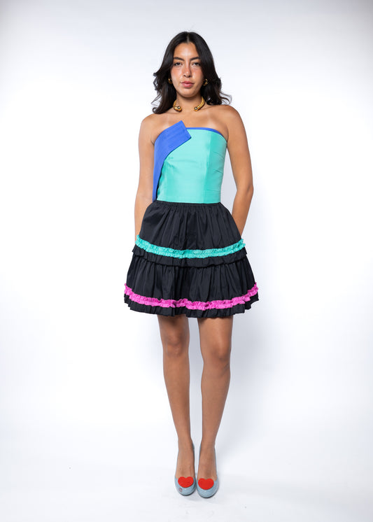 Short Carmen multi teared skirt