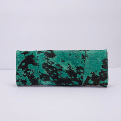 Cleo Clutch in Green